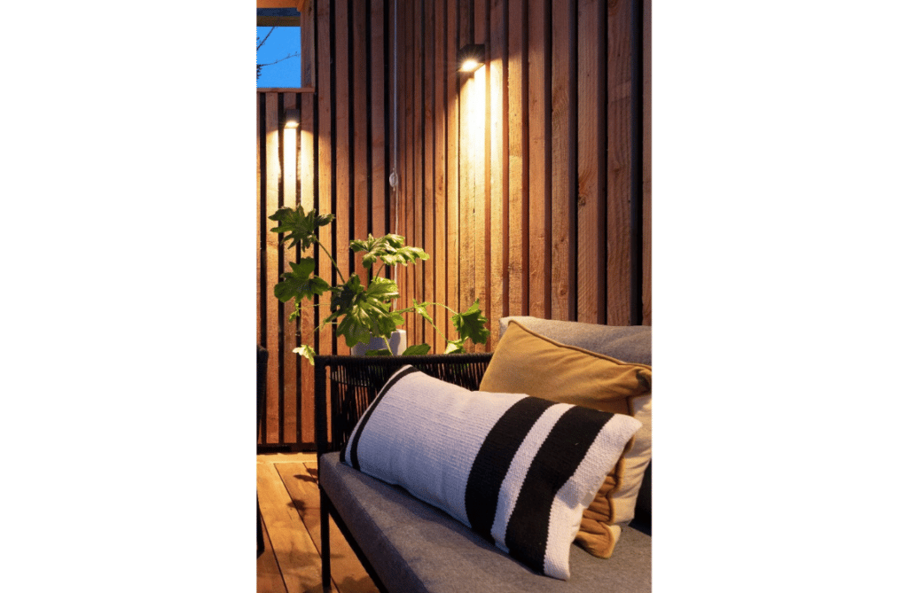 Nova Design & Build - Aplice Perete Exterior - BIG CUBID - Setting