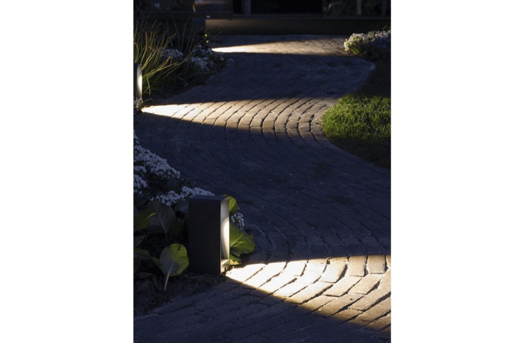 Nova Design & Build - Stalpi de iluminat ornamentali - ACE - Dark Grey - Setting